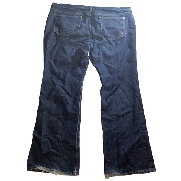 Old Navy The Flirt Womens Denim Jeans Mid Rise Stretch Blue Sz 18 Short Bootcut - Picture 2 of 13